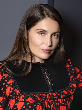 Летиция Каста