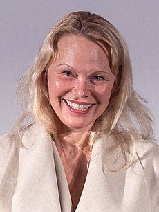 Памела Андерсон