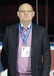 Владимир Петров