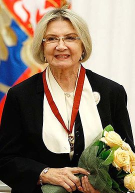 Алла Демидова