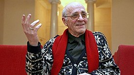 Валентин Семёнович Непомнящий