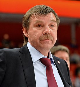 Олег Знарок