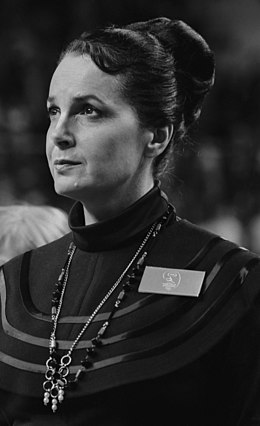 Элина Быстрицкая