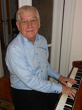Андрей Макаров
