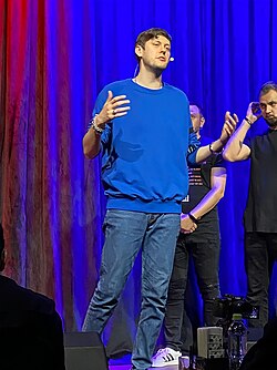 Антон Шастун