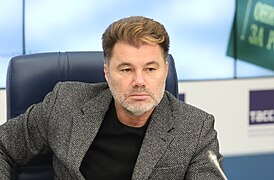 Олег Рой