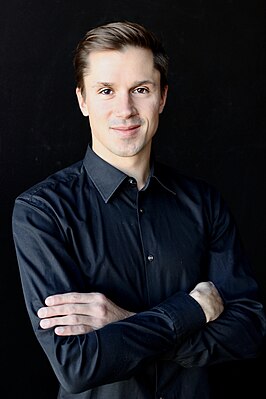 Александр Тихонов