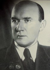 Дмитрий Дмитриевич Максутов
