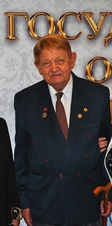 Лев Львович Нелюбин