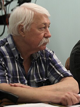 Эдуард Назаров