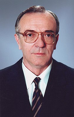 Виктор Николаевич Чернышов