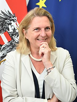 Карин Кнайсль