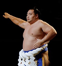 Какурю Рикидзабуро鶴竜 力三郎