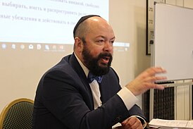 Константин Андреев