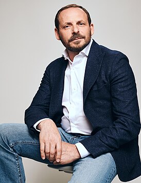 Аркадий Волож