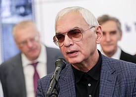 Карен Шахназаров