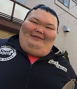 Орора Сатоси大露羅 敏